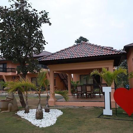 Hotel The Pench International Khawāsa Zewnętrze zdjęcie