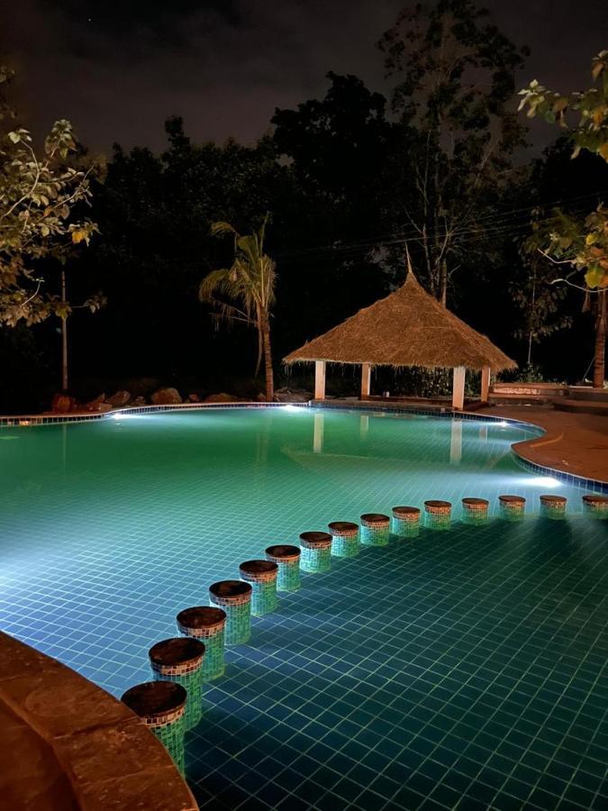 Hotel The Pench International Khawāsa Zewnętrze zdjęcie