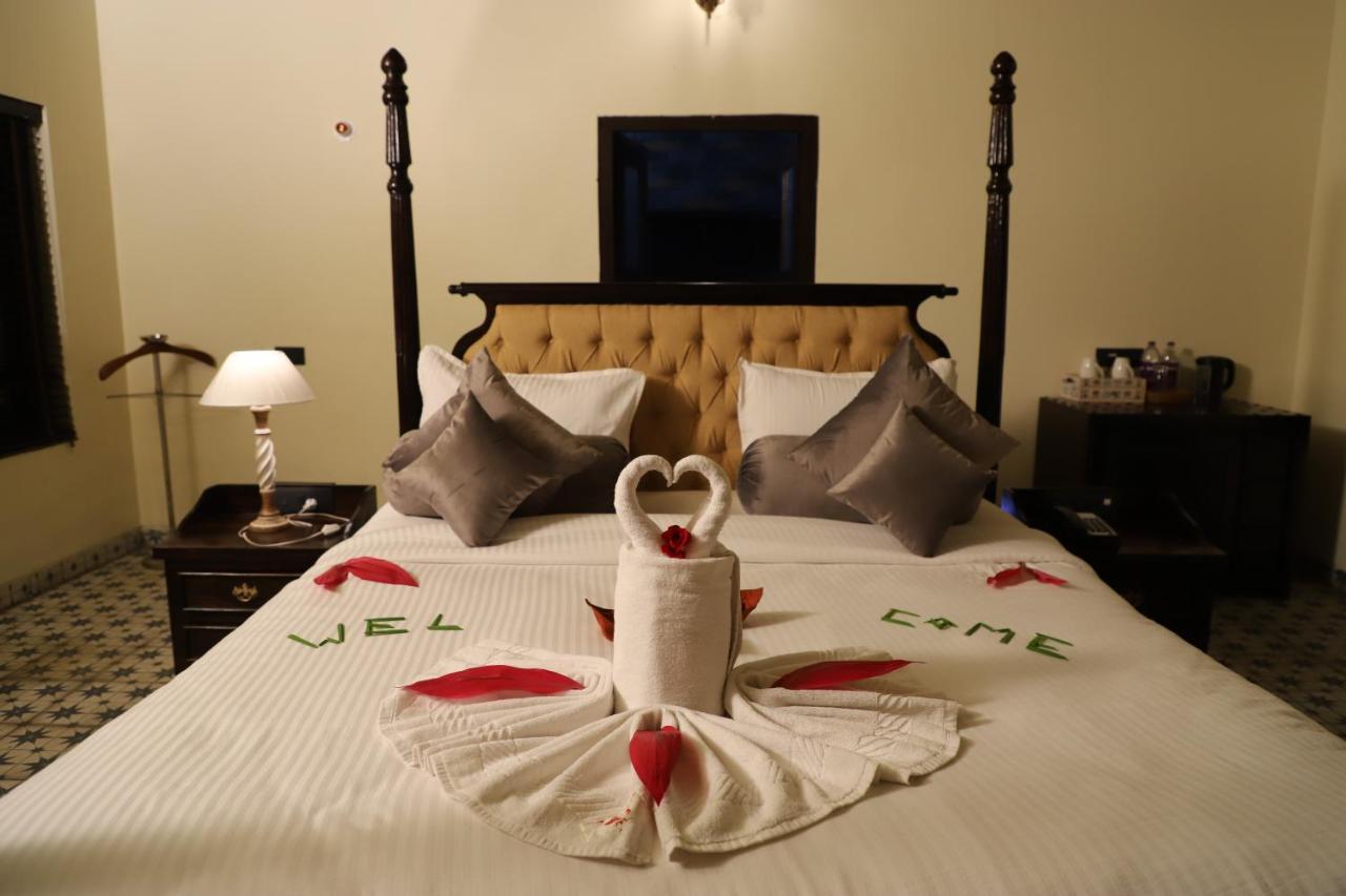 Hotel The Pench International Khawāsa Zewnętrze zdjęcie