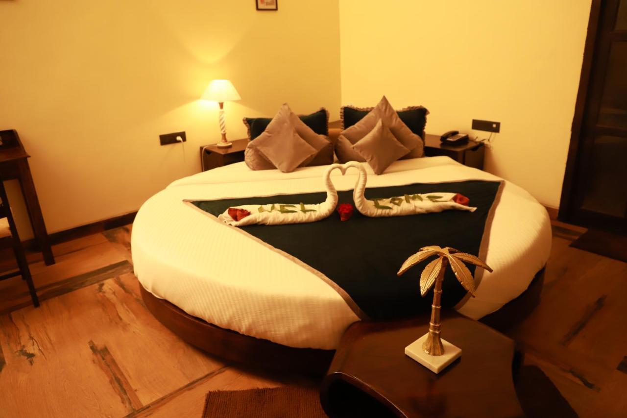 Hotel The Pench International Khawāsa Zewnętrze zdjęcie